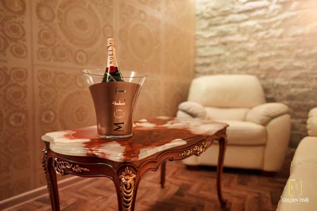 Exclusive strip club experience for gentlemen in Tallinn